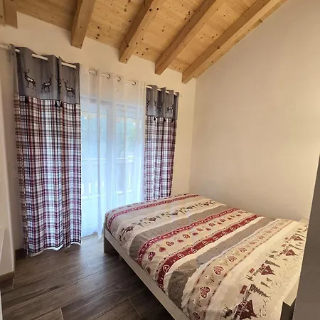 Apartament Miravalli *