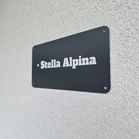 Apartament Miravalli *